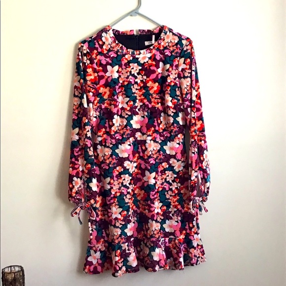 BCBGeneration Dress - Picture 3 of 10